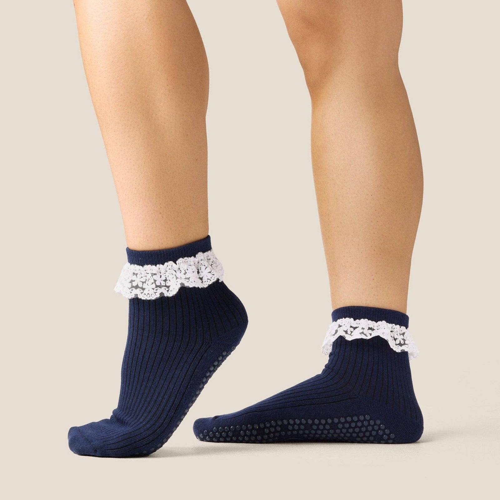 Quarter Crew Grip Socks Lovers Lace Navy