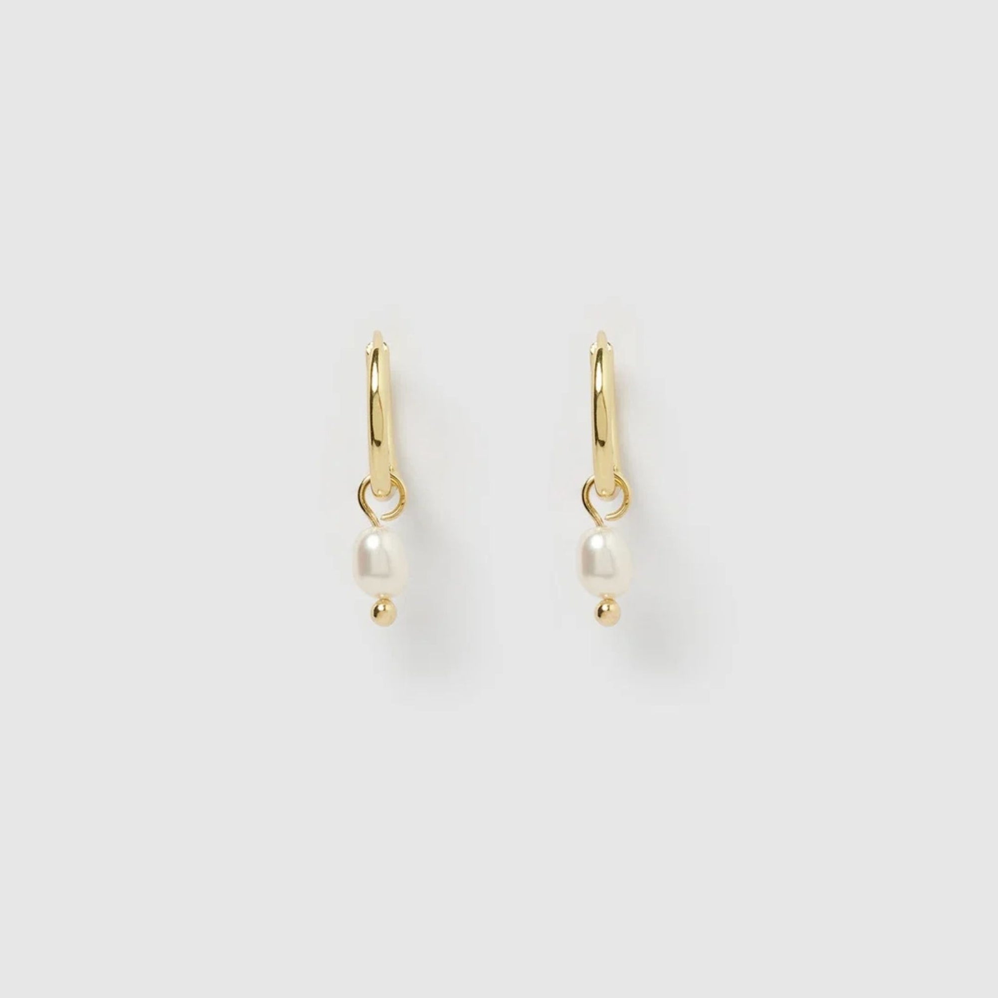 Cordella Pearl Earrings Gold