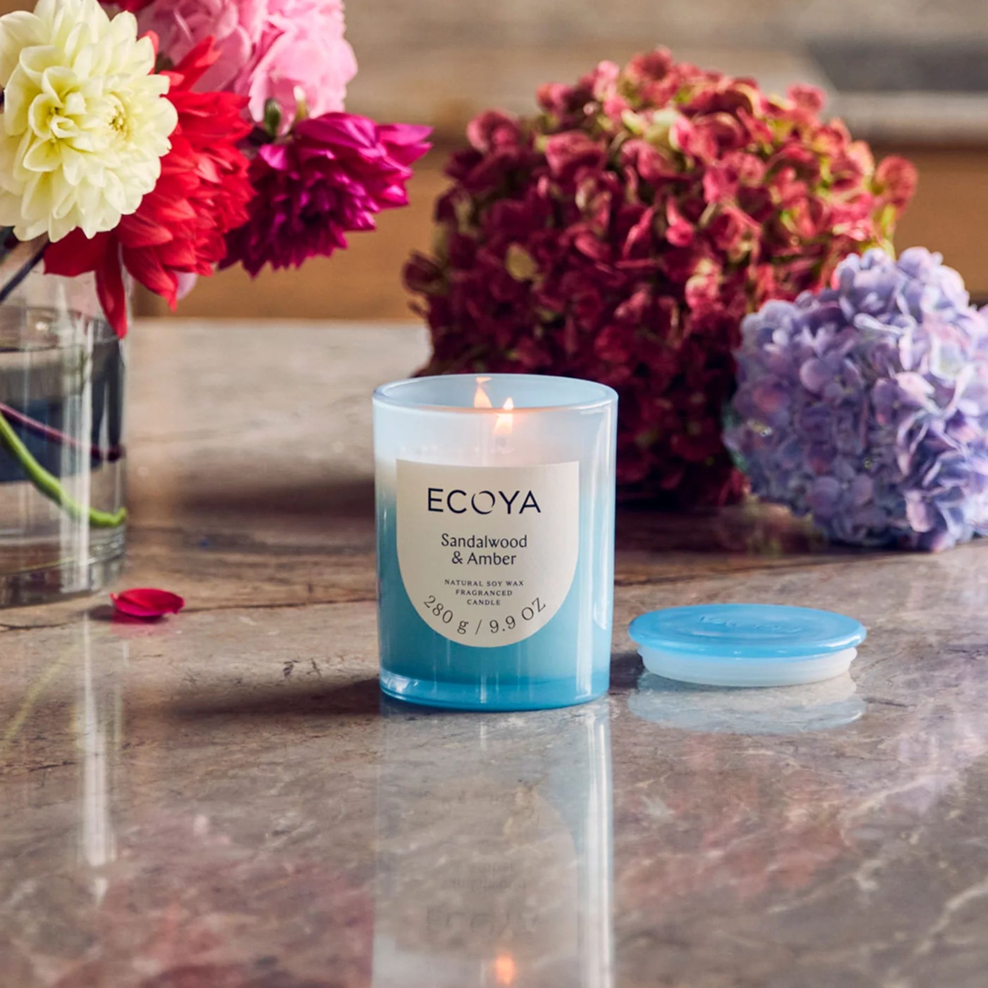 ECOYA Metro Candle - Sandalwood &amp; Amber
