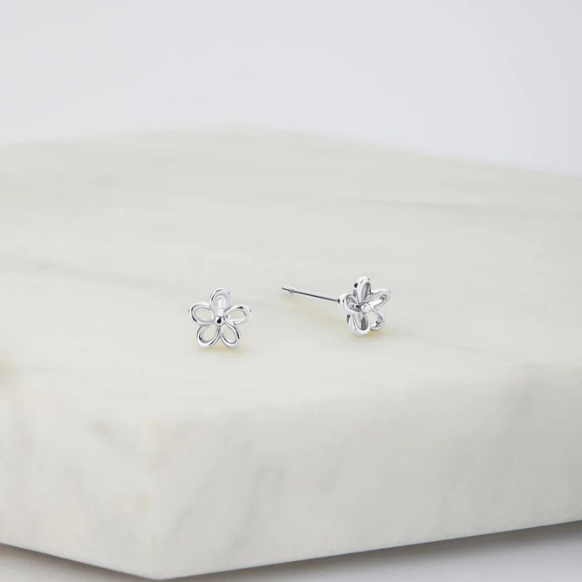 Flower Stud Silver