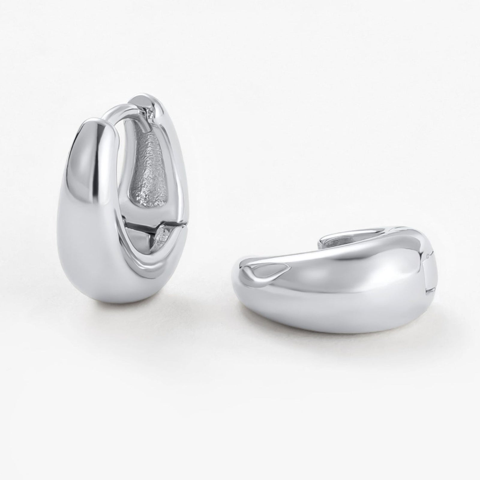Steph Silver Hoop - Medium