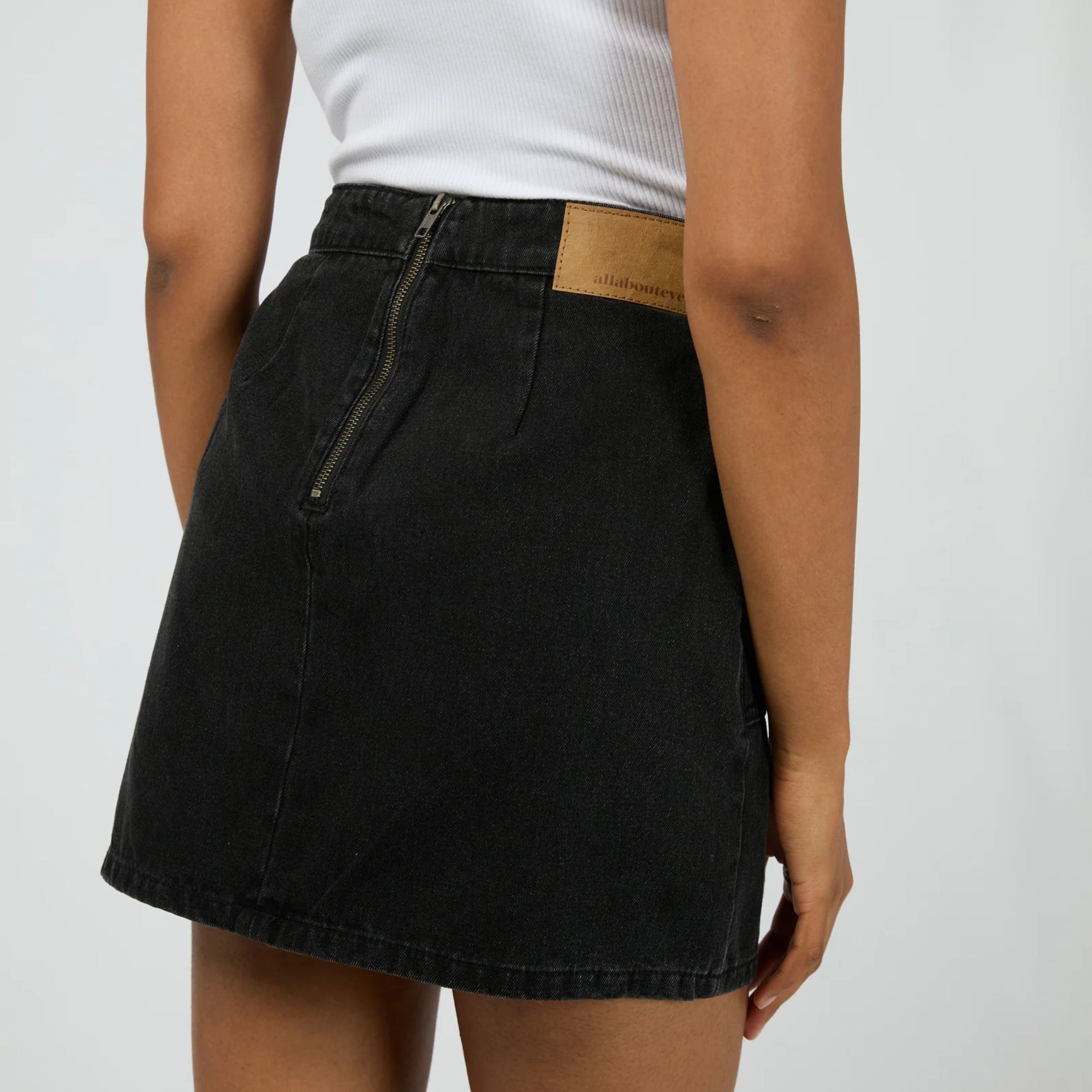 Becca Skirt - Oxley and Moss