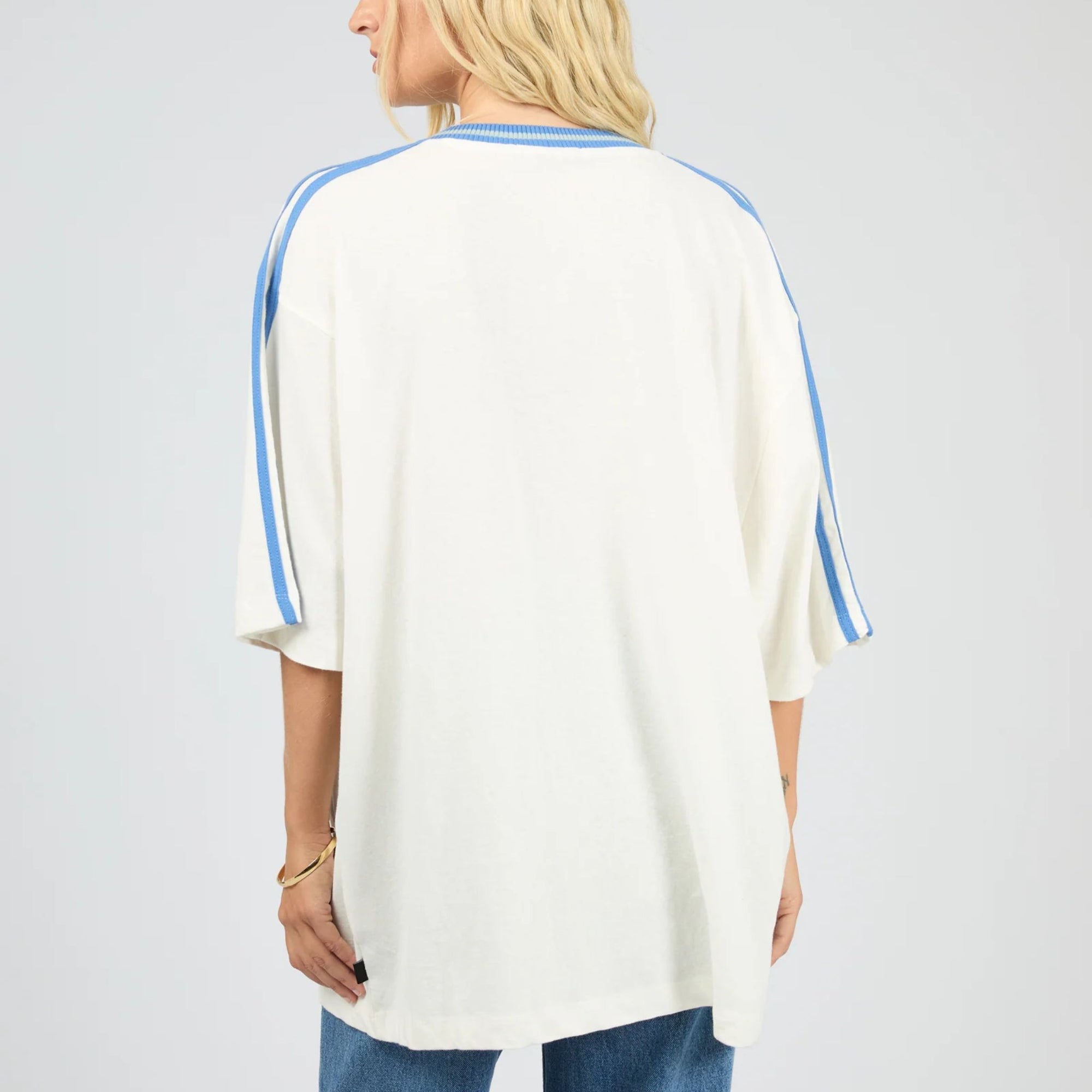 Bermuda Oversize V Neck Tee