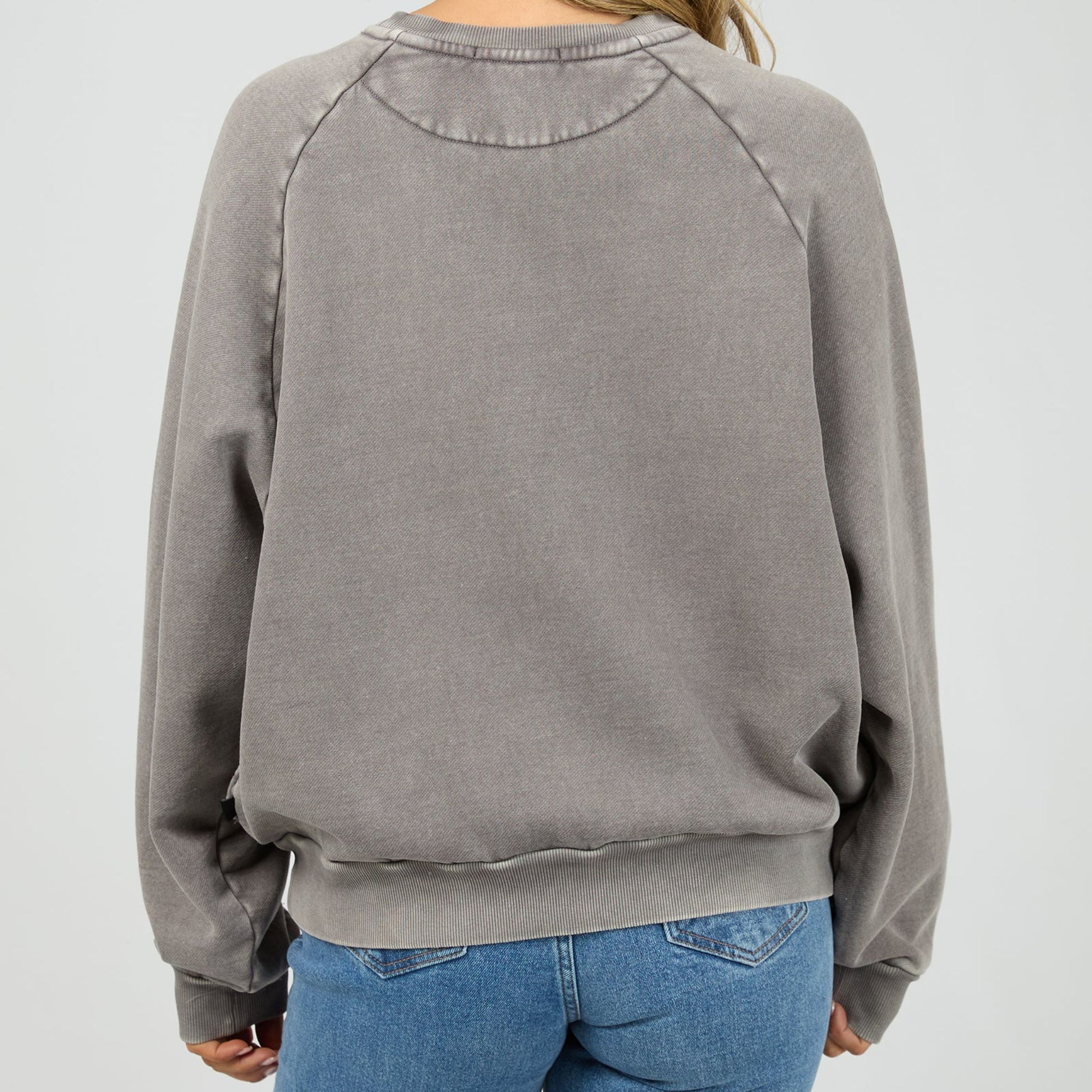AAE Vintage Raglan Crew