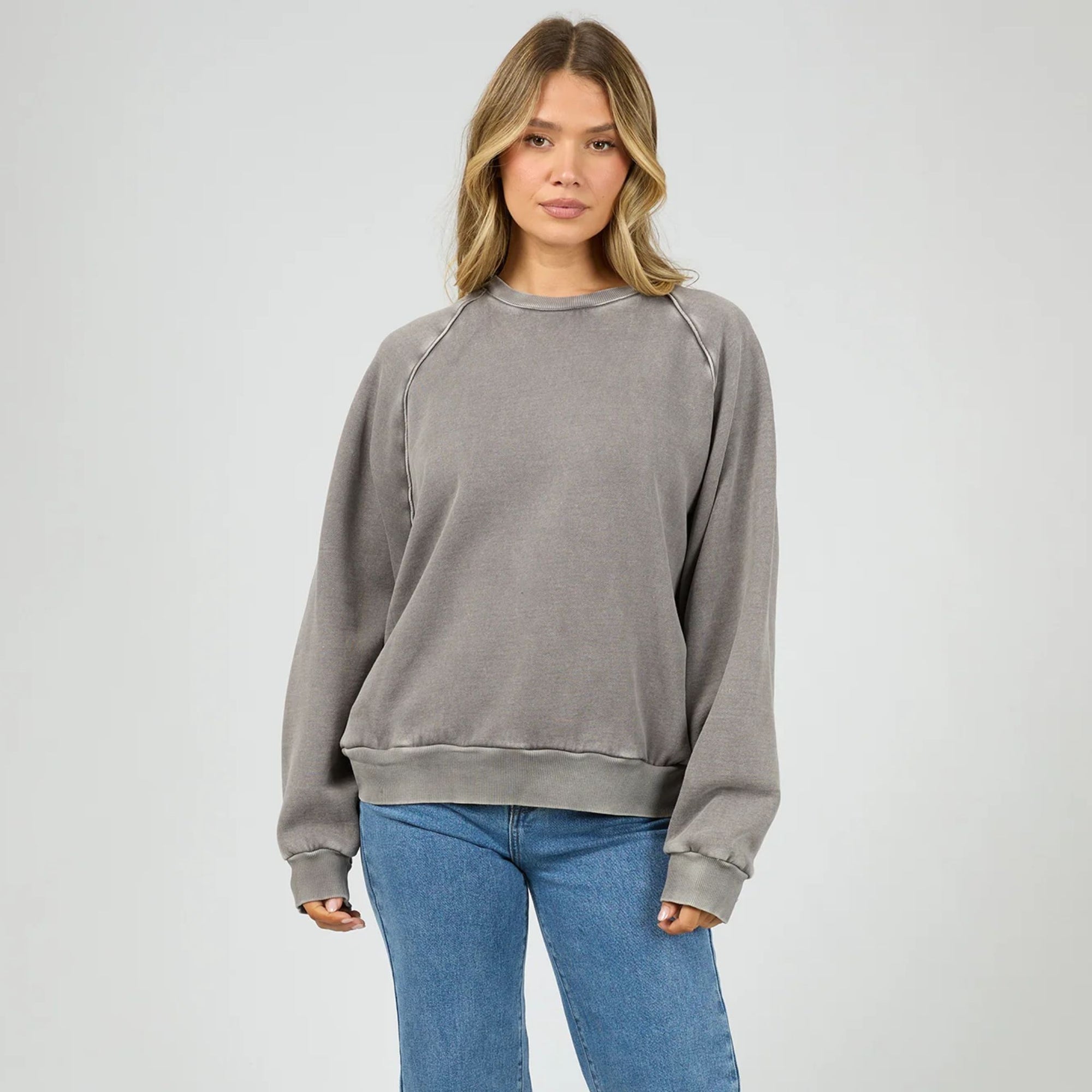 AAE Vintage Raglan Crew