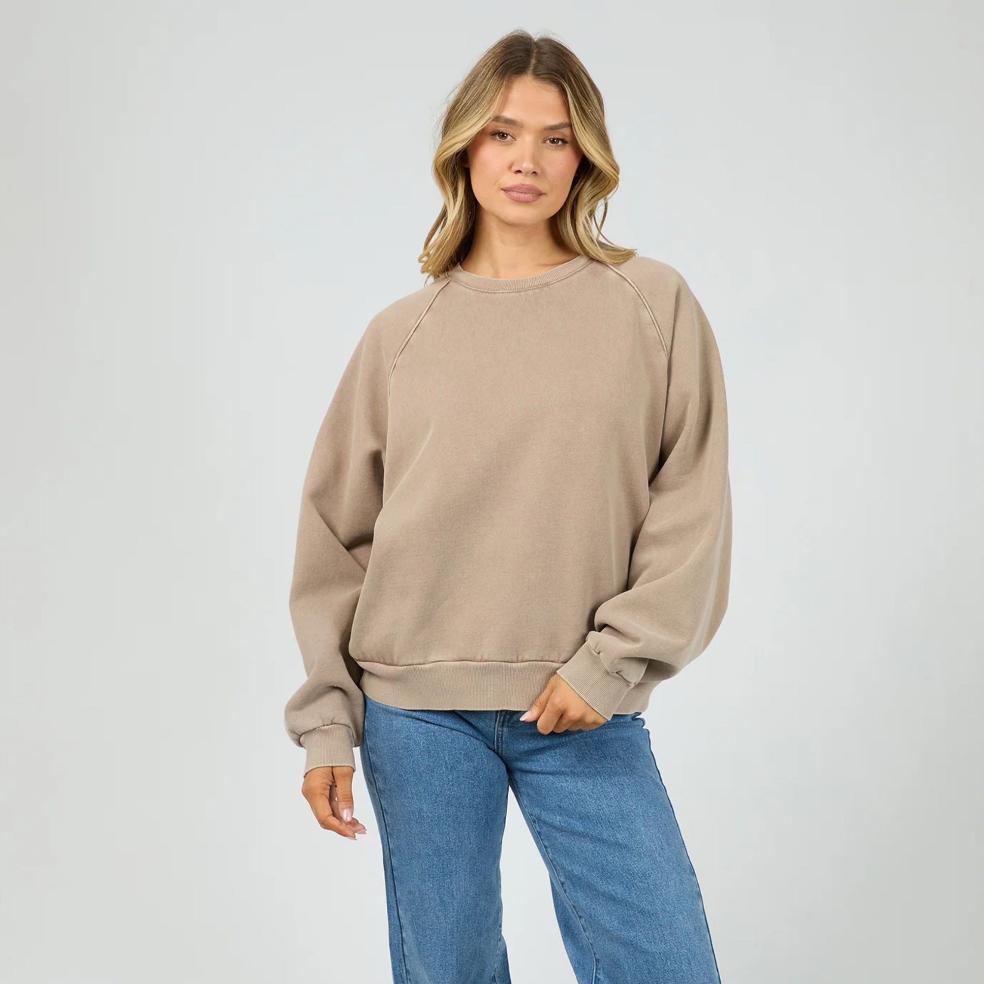 AAE Vintage Raglan Crew
