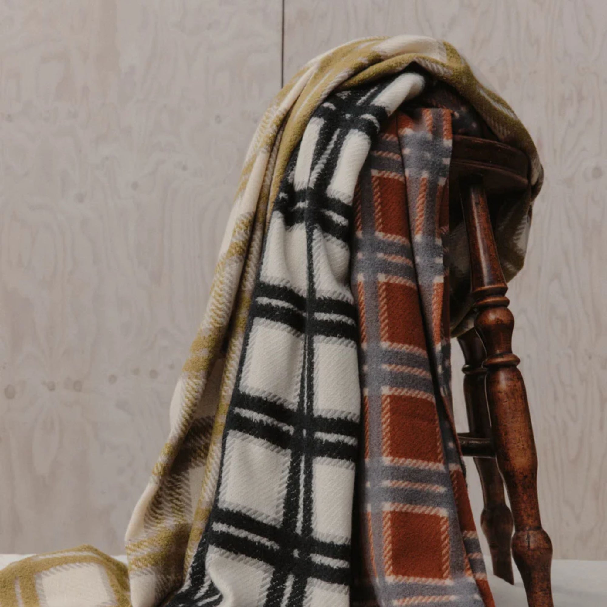 Aman Scarf