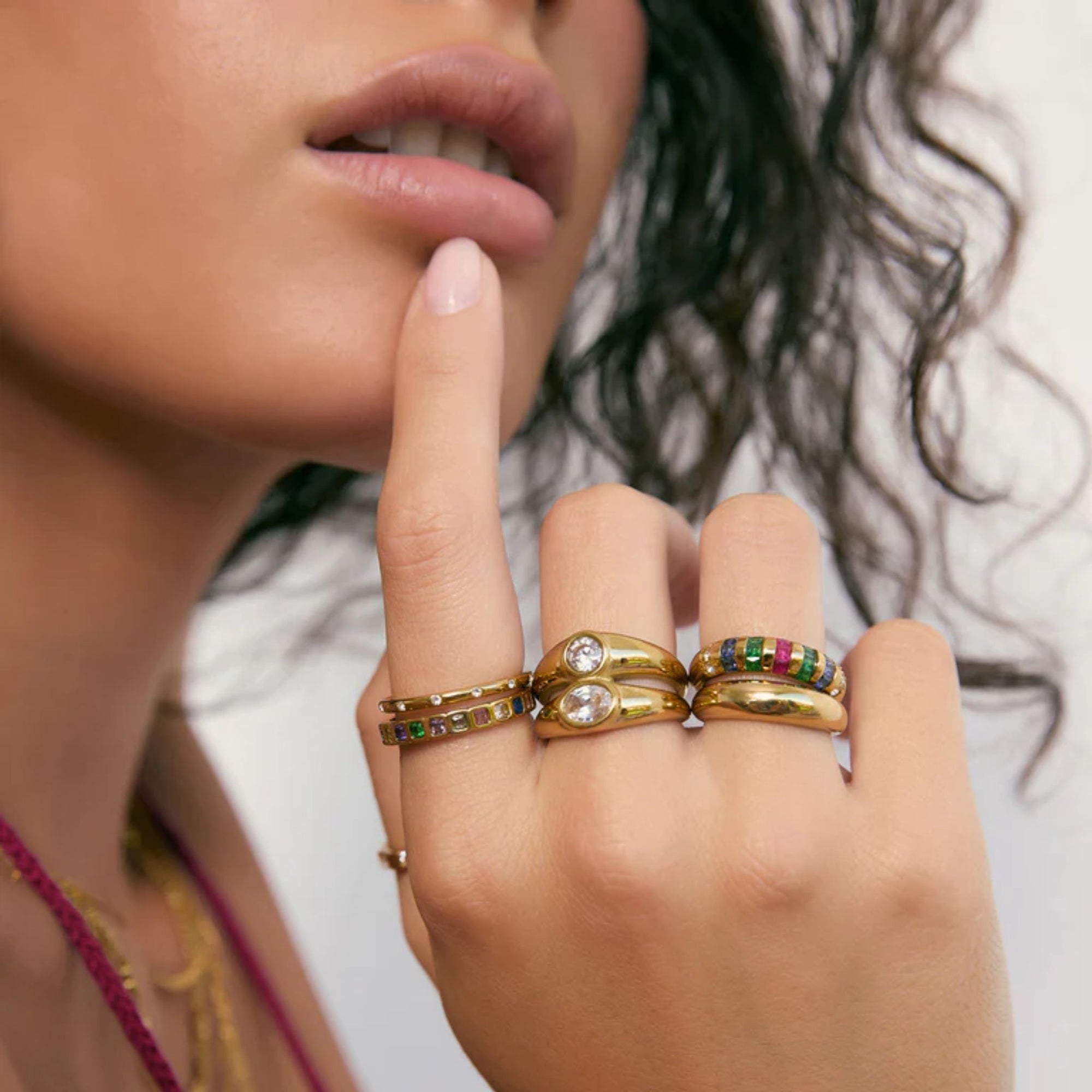 Viola Gold Ring