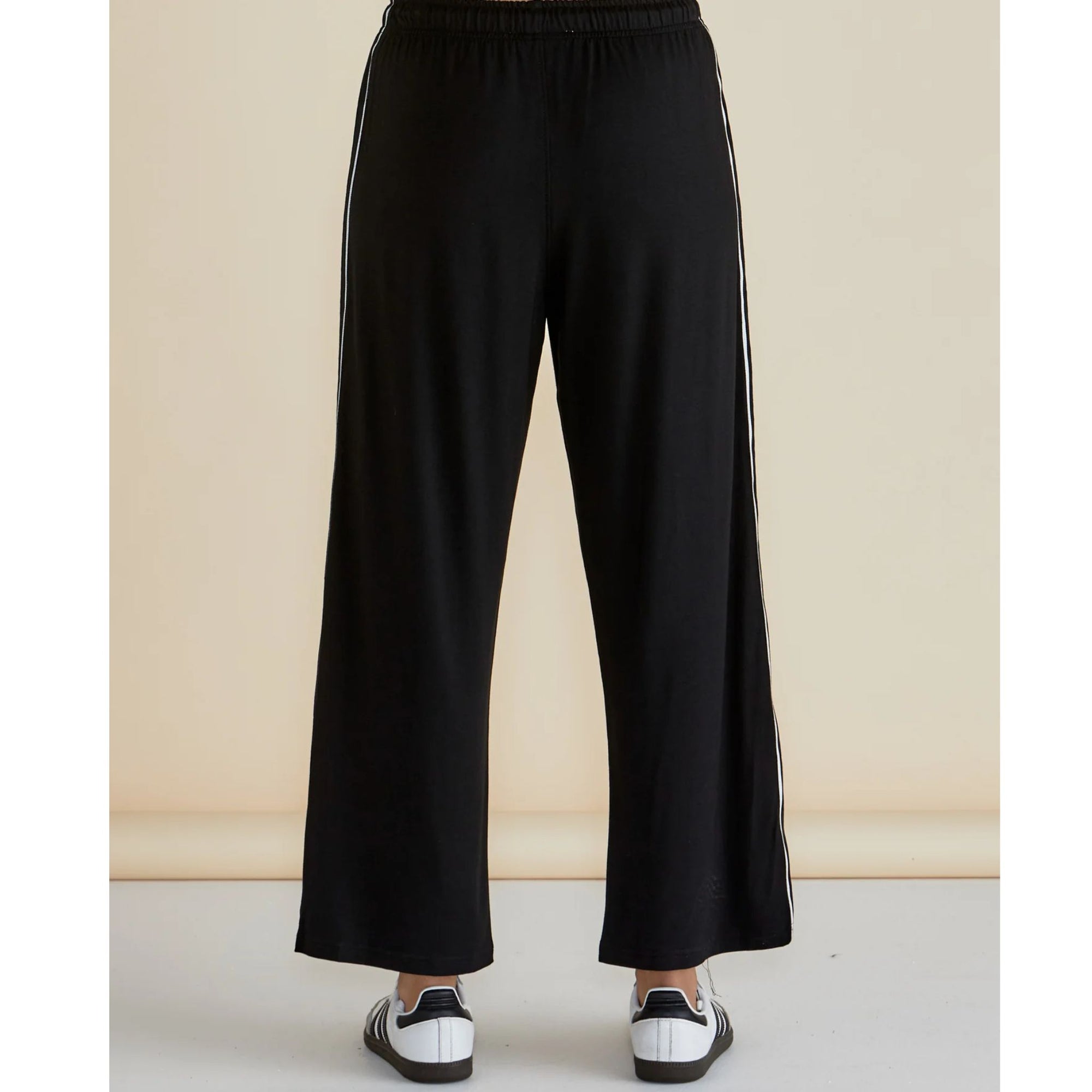 Evelyn Wide Leg Jogger - Oxley and Moss