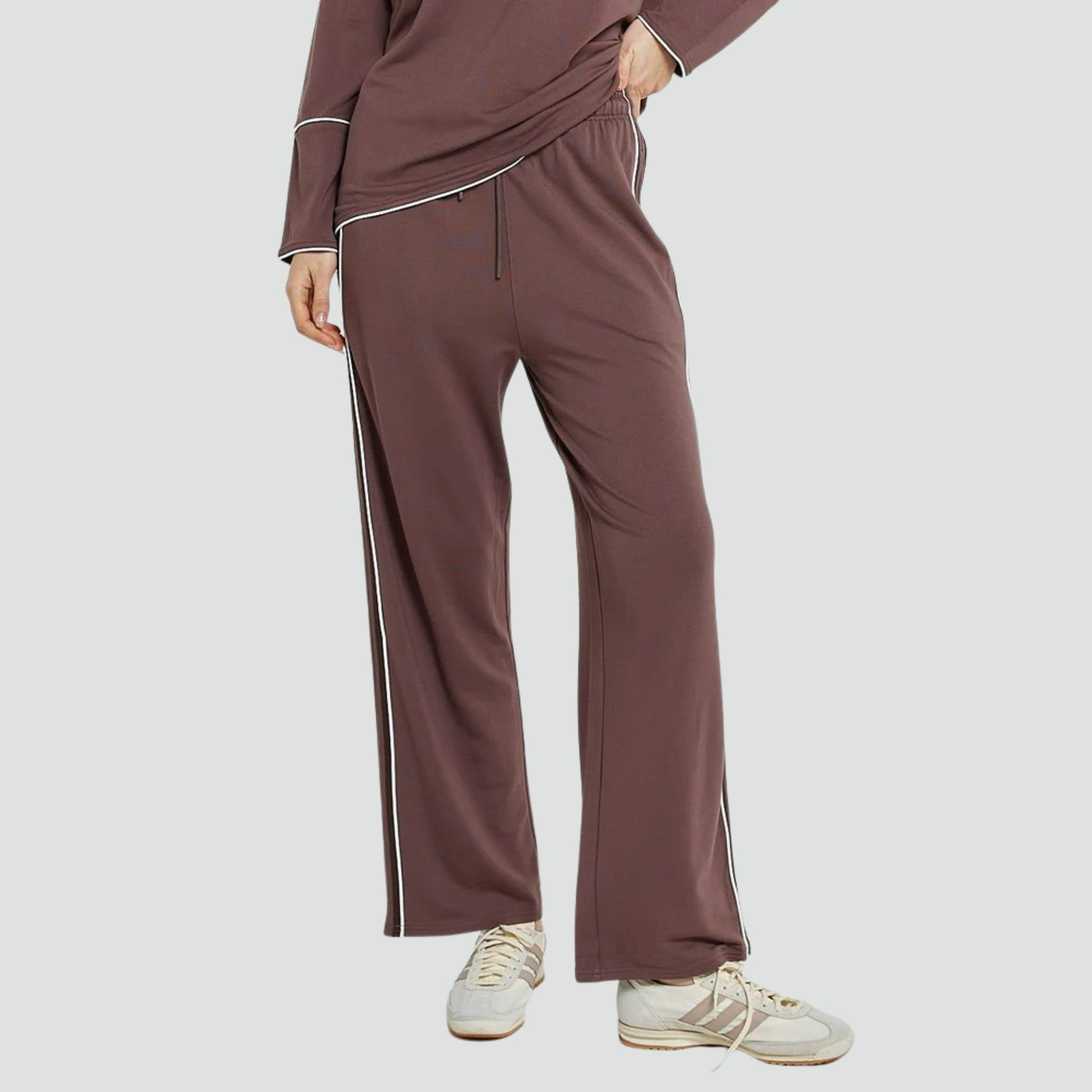 Evelyn Wide Leg Jogger Nutmeg