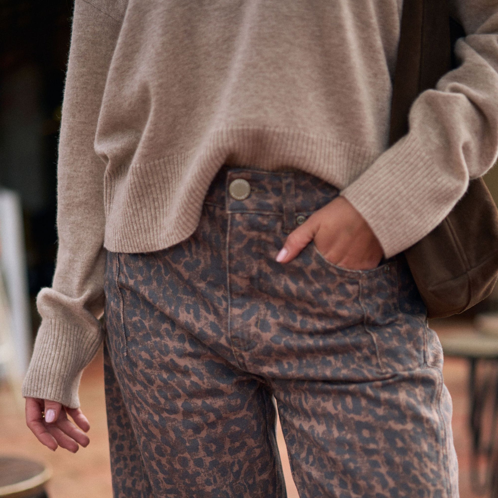 Harper Barrel Jean Leopard