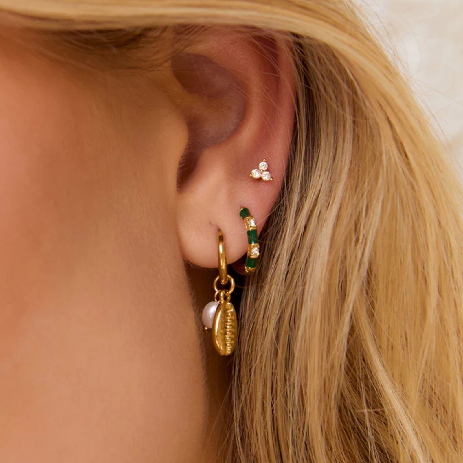 Coralie Pearl Earrings