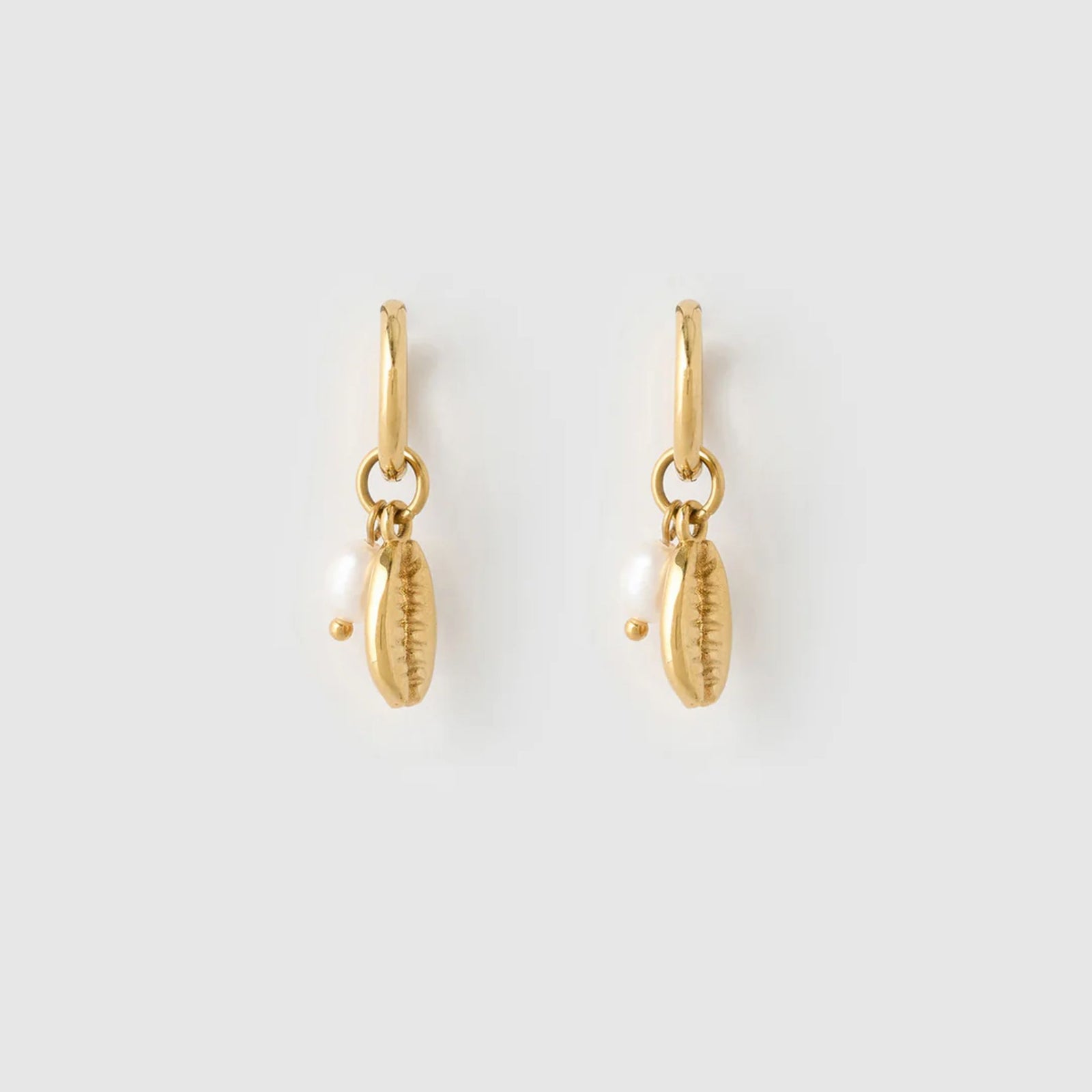 Coralie Pearl Earrings