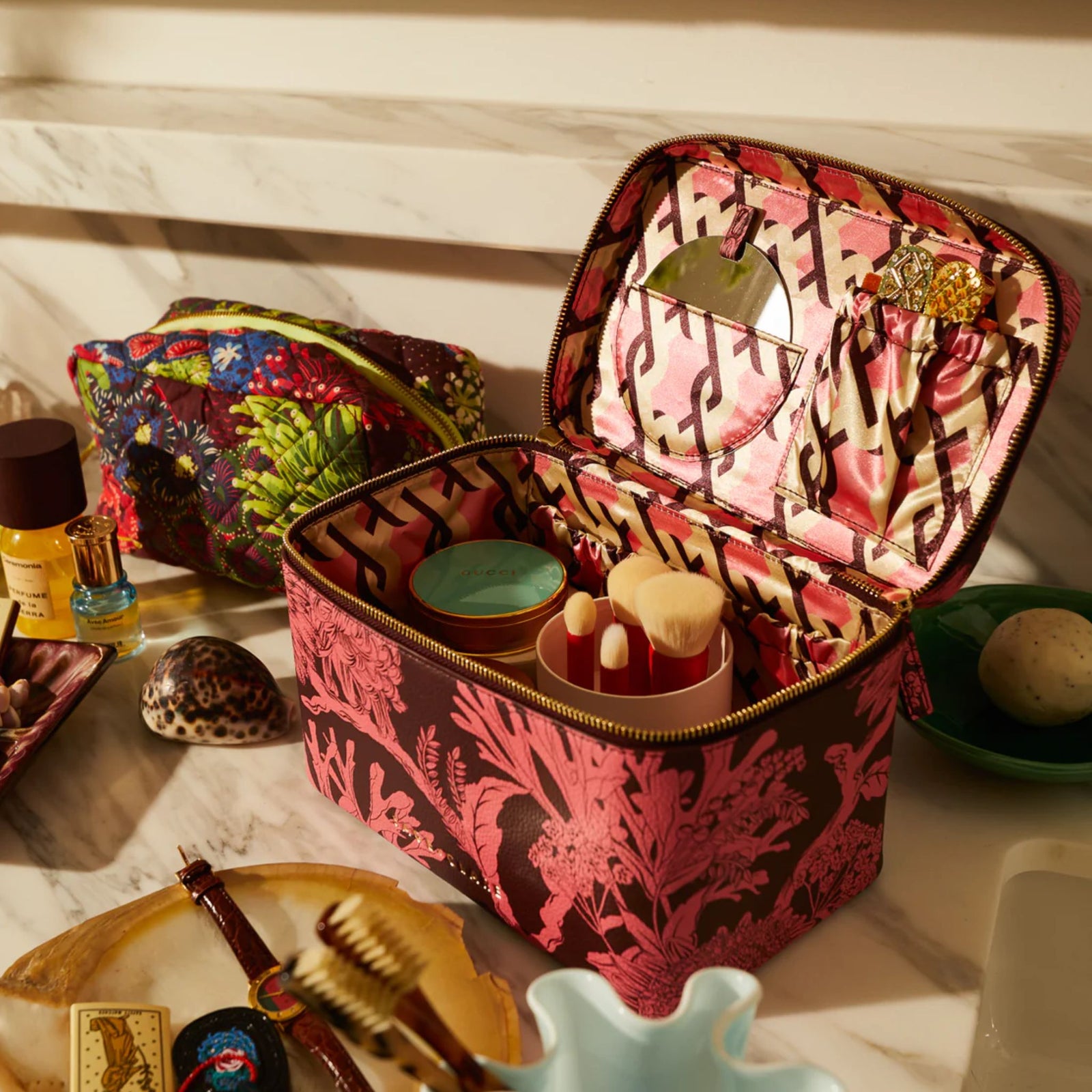 Delphine Large Vanity Case - Garnet