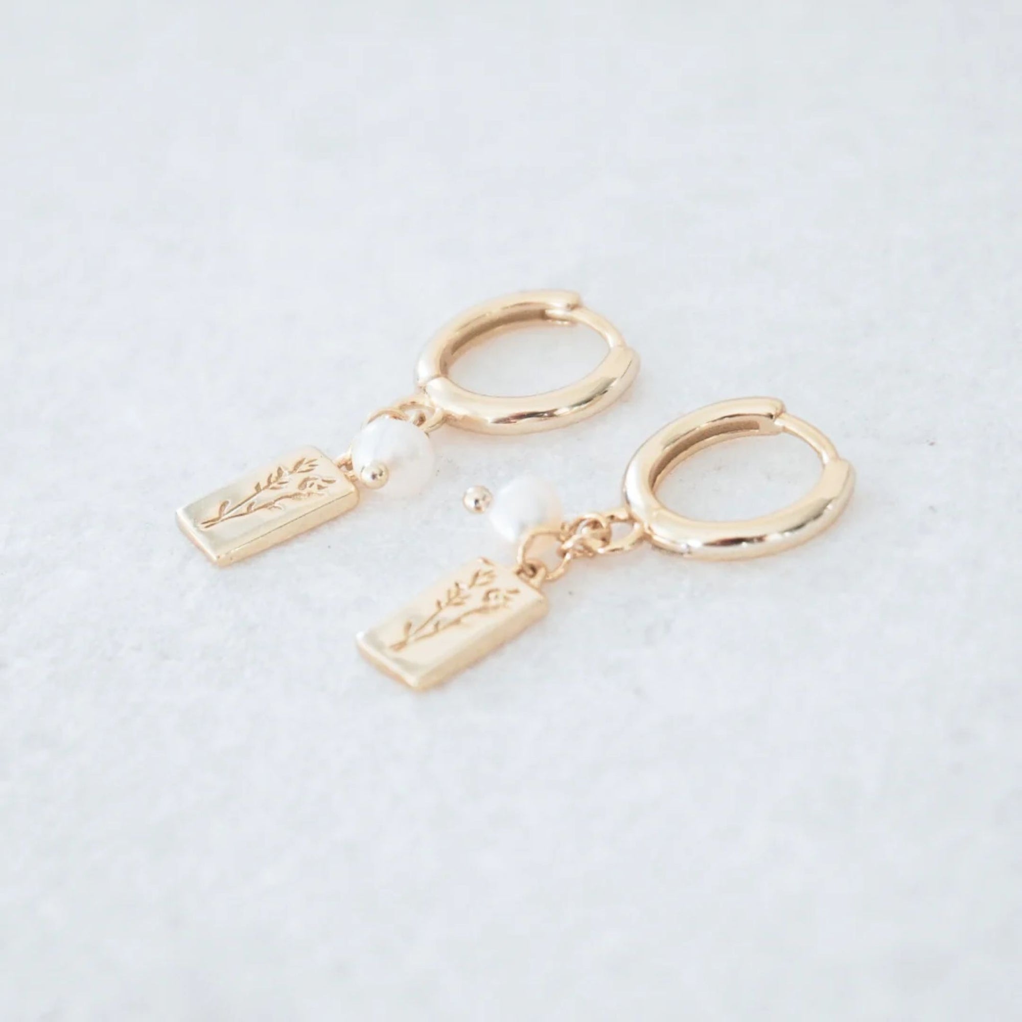 Rosa Pendant Earrings