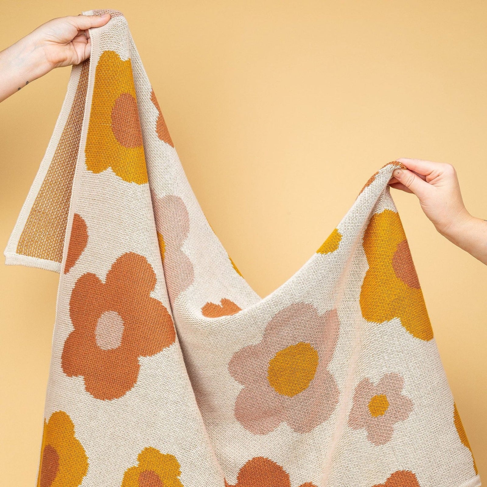 Organic Cotton Knitted Baby Blanket