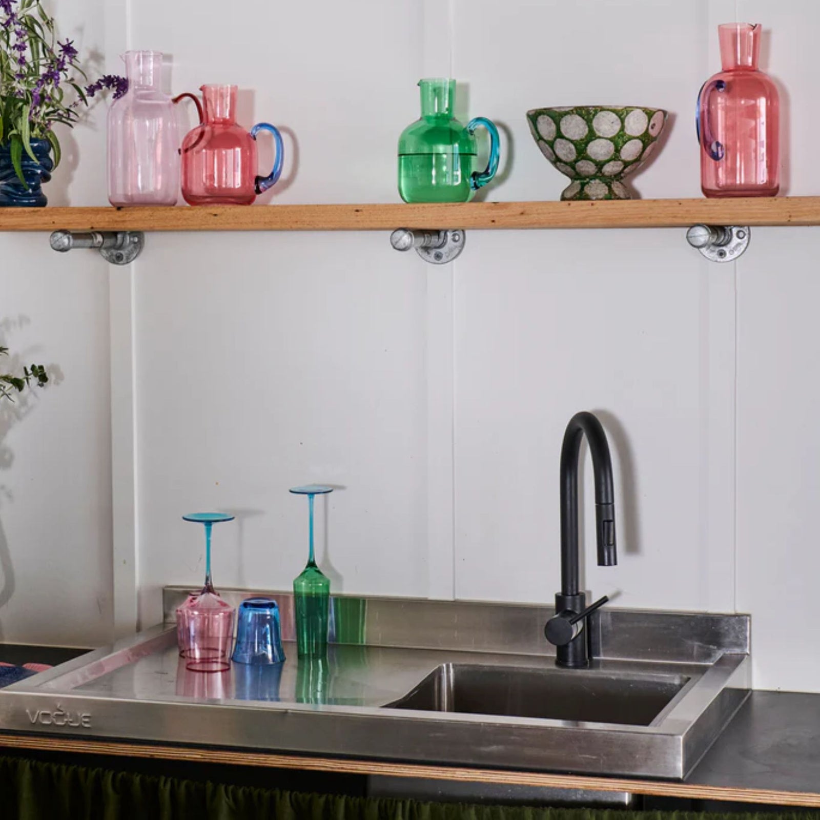 Blue Robin Vino Glass Set