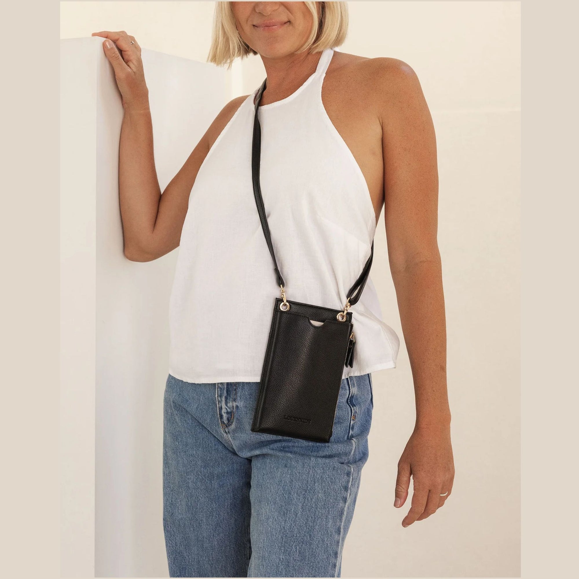 Suki Phone Bag