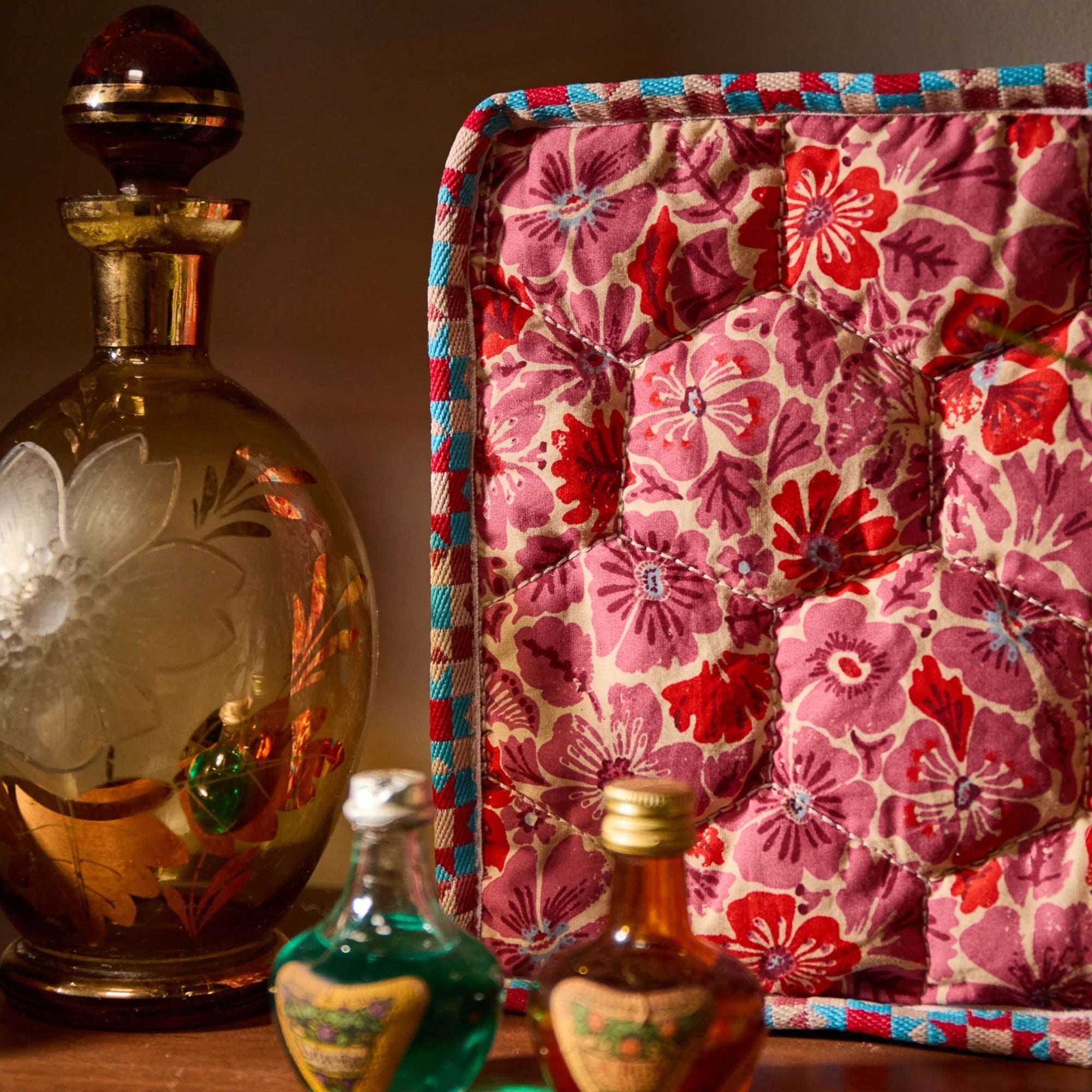 Magnolia Vanity Bag Poppy