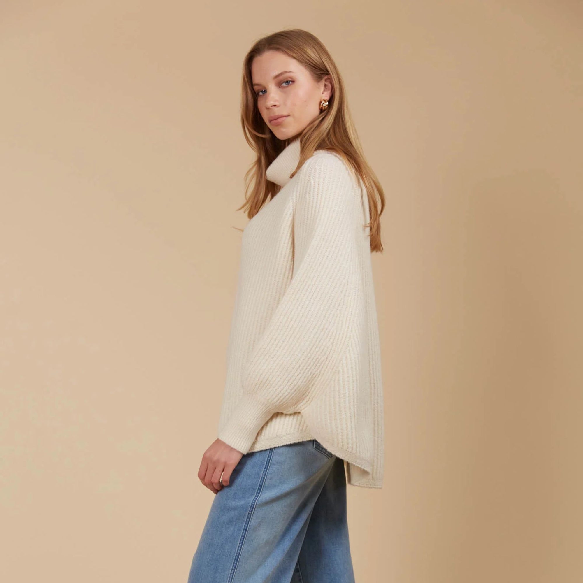 Miru Poncho