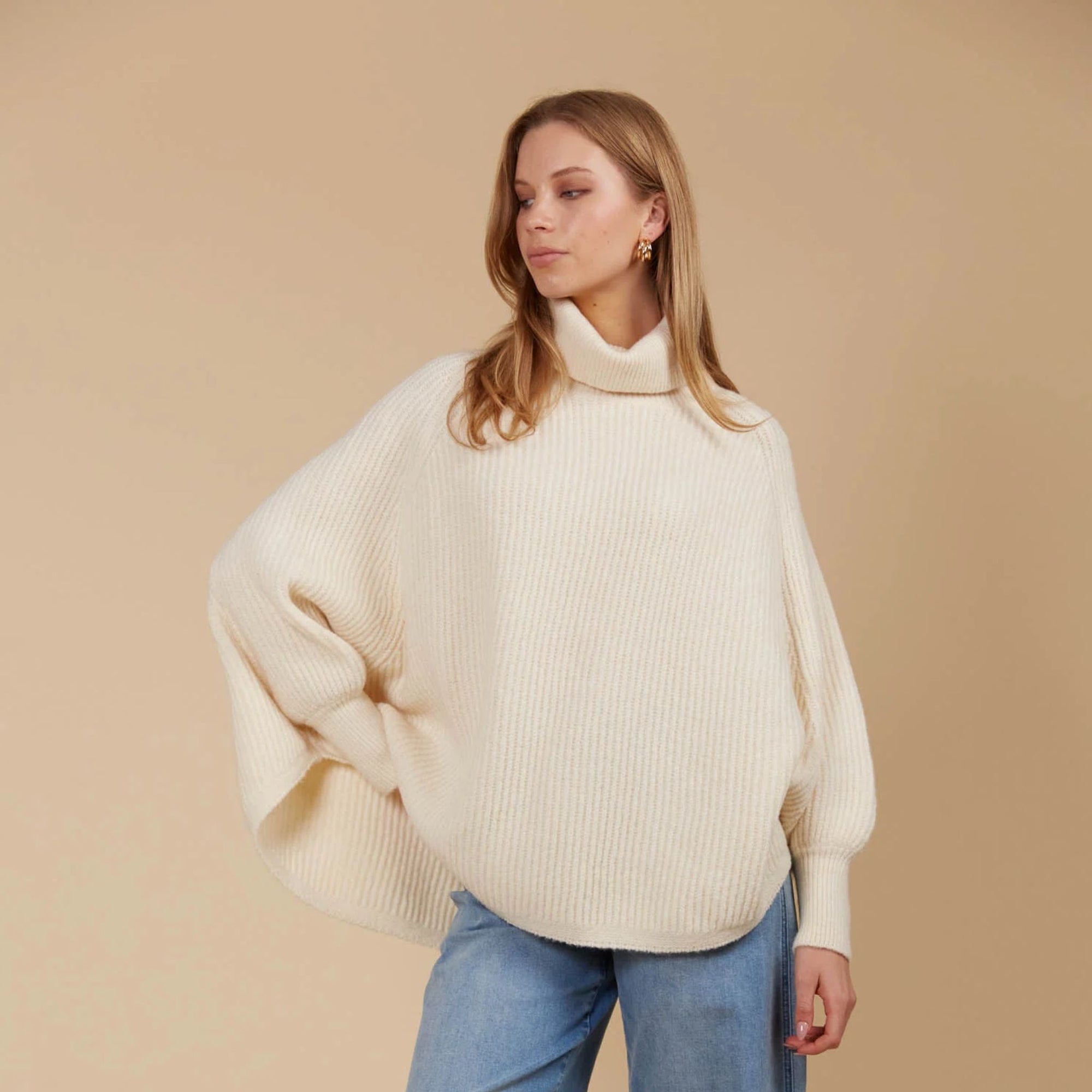 Miru Poncho