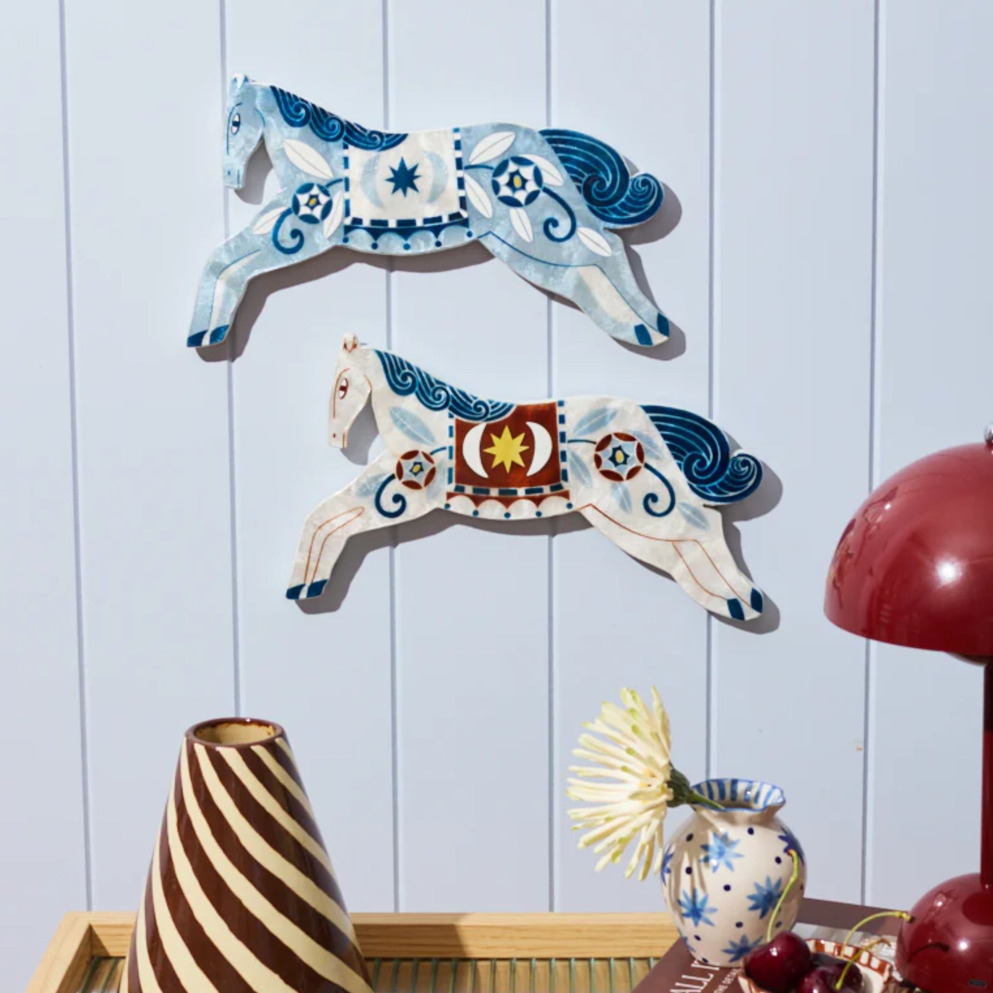 Paloma White Horse Tile