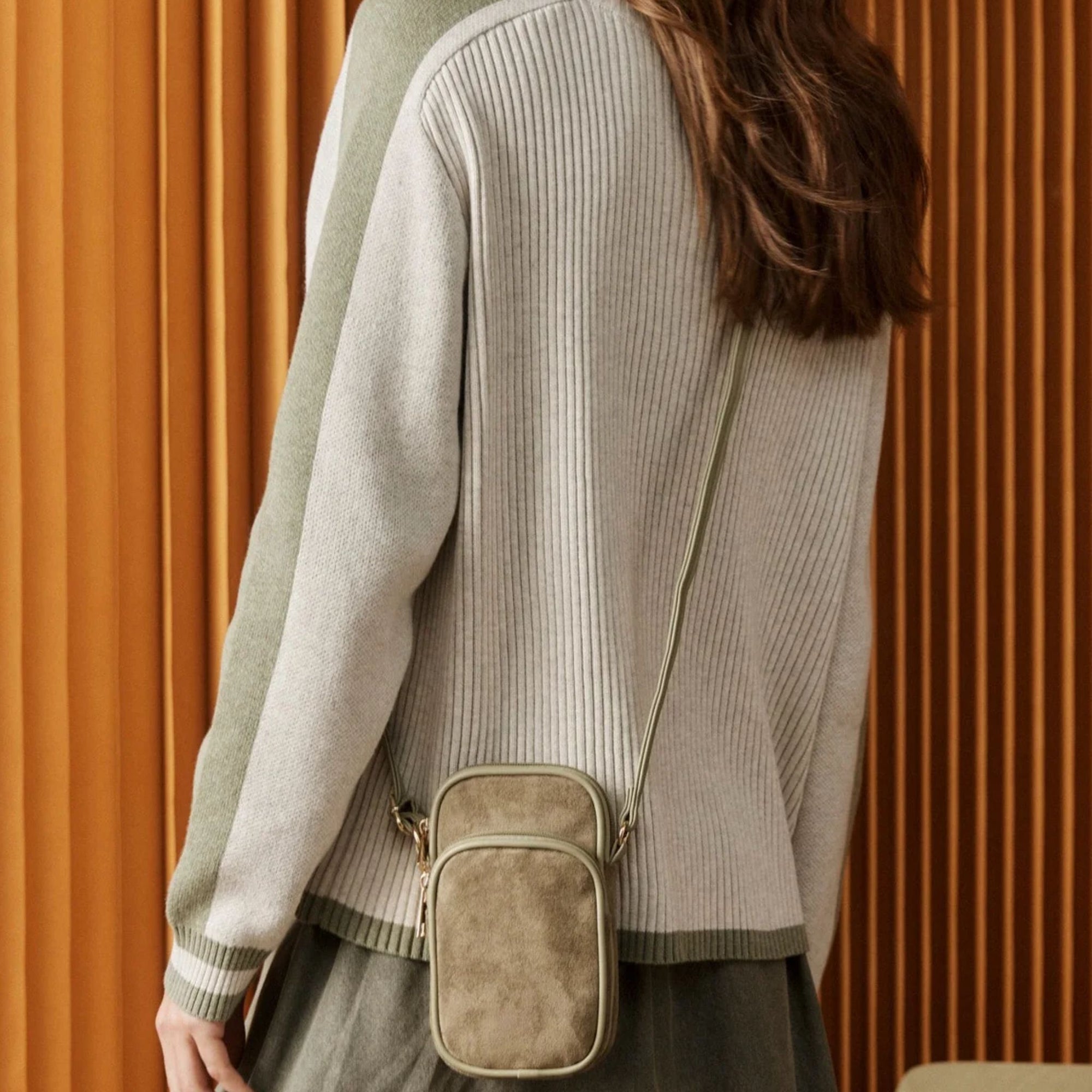 Sable Phone Bag