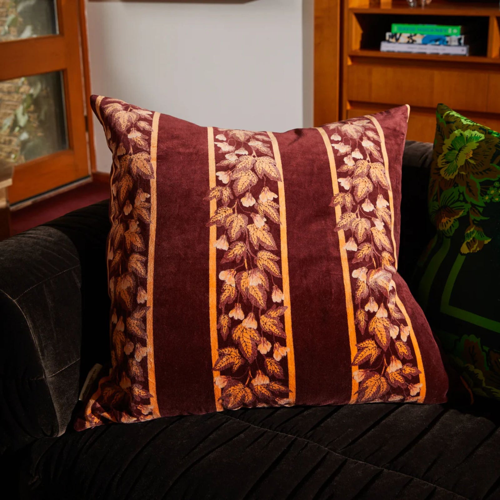 Agata Velvet Cushion