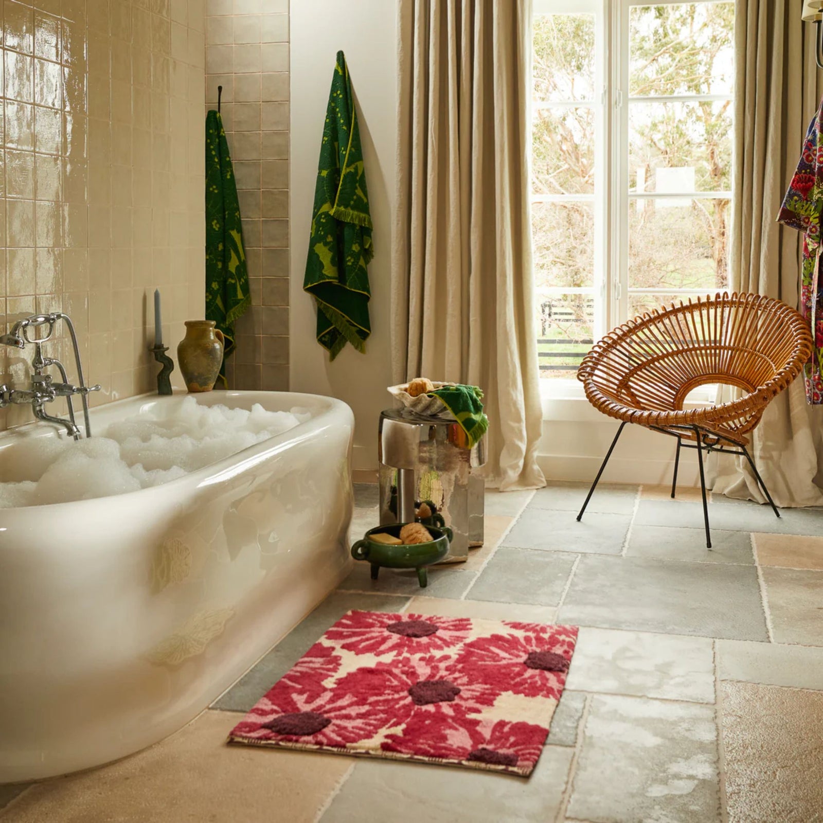 Isabella Bath Mat Crimson