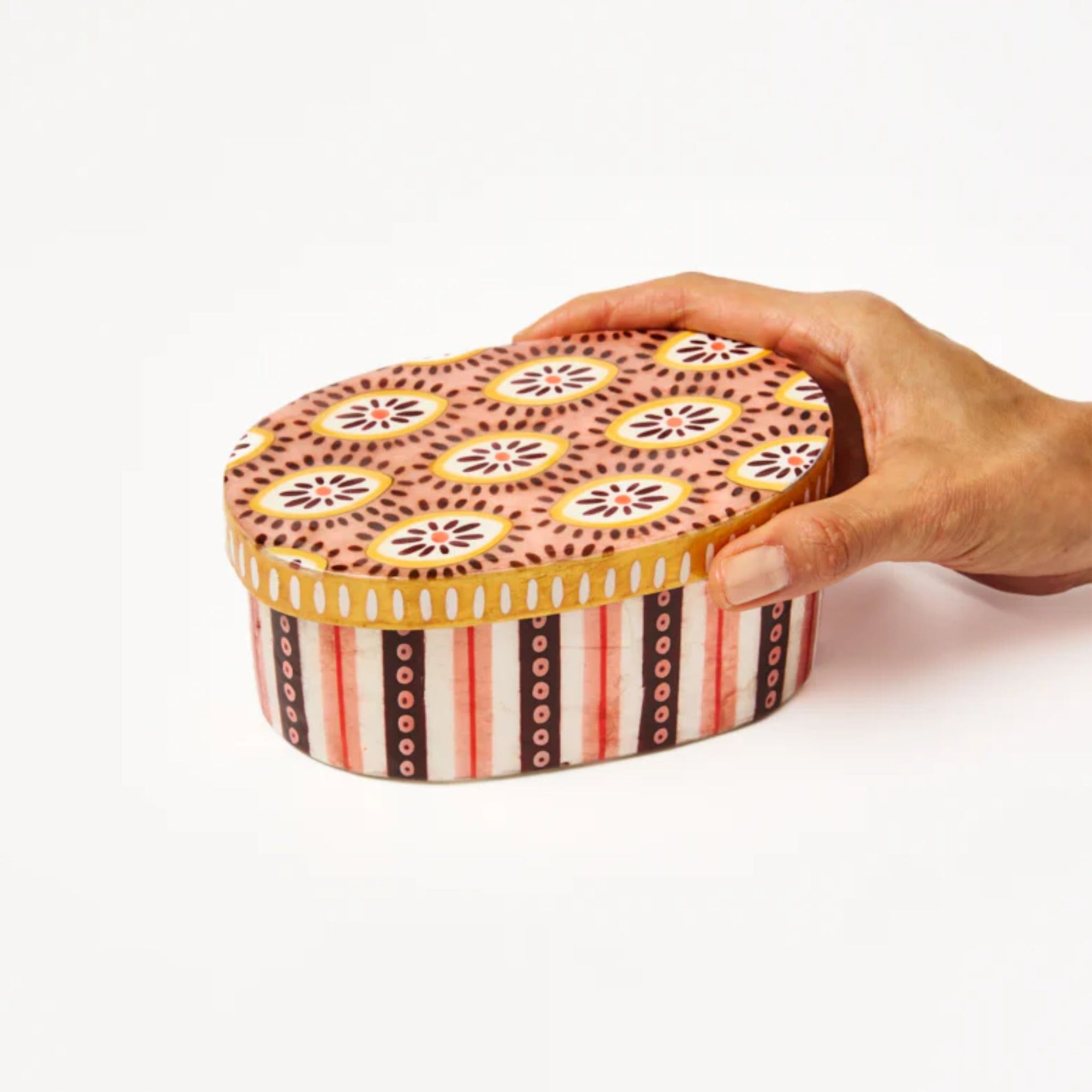 Samira Pink Eyes Box