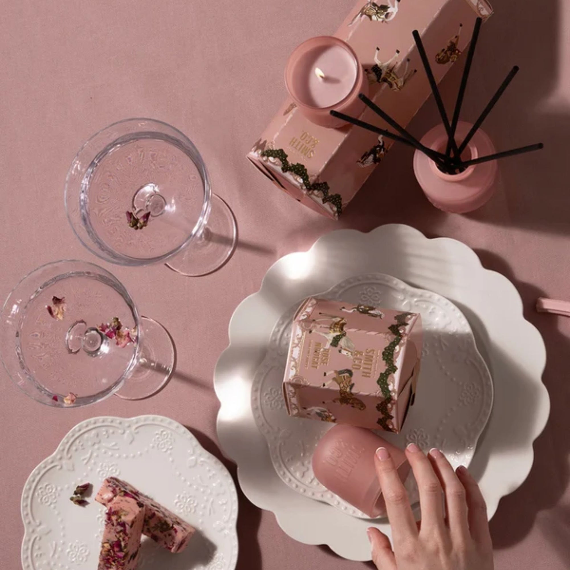 Smith &amp; Co Festive Candle