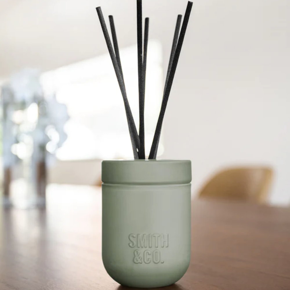 Smith & Co Diffuser