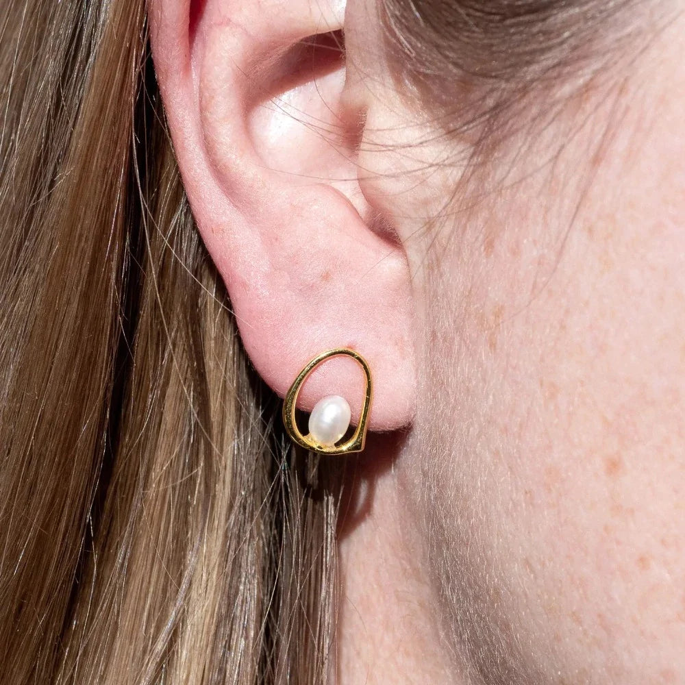 18k Gold Vermeil Delicate Pearl Stud Earrings